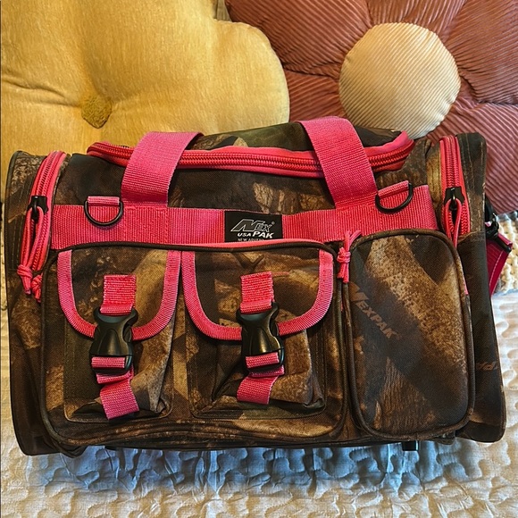 Nexpak Tactical Duffle Military
Molle Gear Shoulder Strap Range Bag - Picture 1 of 15